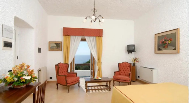 Полулюкс с видом на море Borgo Romantica - Resort & Spa