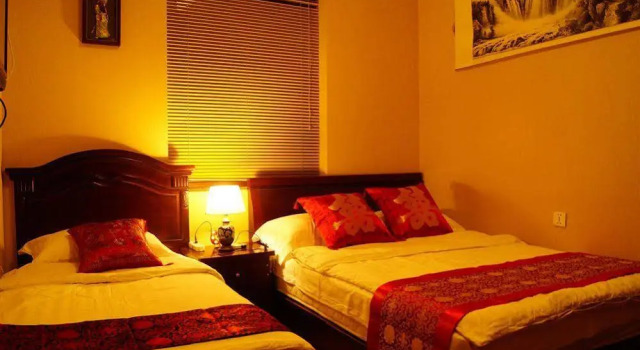 Qingfeng Xisi Hutong Guest House - Beijing Hotel, Забронировать Гостевой дом Гостевые дома Пекина, рядом с Miaoying Temple White Dagoba, Гостевой дом