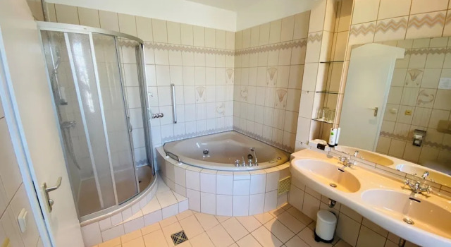 Семейный номер Standard с балконом Hotel Kaiserhof