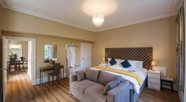 Апартаменты Rosedene Highland House - Emperor Apartment 6