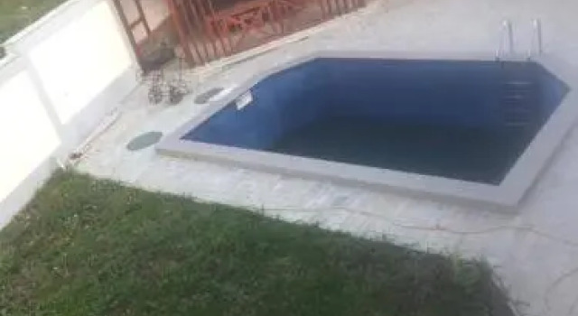 Tbilisi Tskneti Guesthouse With Pool, Book Hotel Hoteller i Kvemo Kartly med pool, Swimmingpool