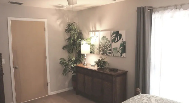 ​Near Theme Parks! Spectacular New 3 BR Home, Sleeps 7, Patio, Pool!, Book Hotel Hoteller i Four Corners med pool, Swimmingpool
