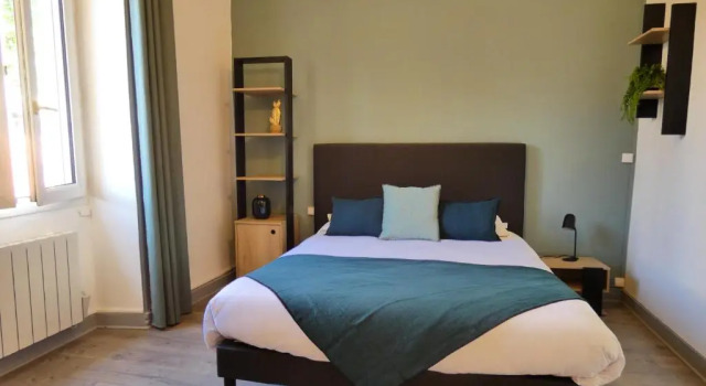 Апартаменты c 1 комнатой Logis Hôtel Emeraude