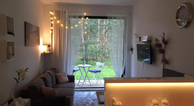 Reset Ul. Ratibora 66, Varaa Huoneisto Hotellit Pommeri pysäköinnillä, Pysäköinti