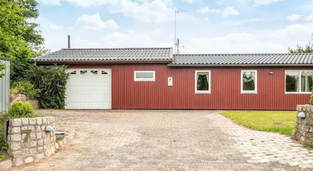 6 Person Holiday Home in Ebeltoft, Rezerwuj Dom wakacyjny Domki letniskowe w Vestjylland, Domek