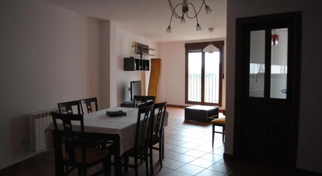 Apartamentos Moravella, Book Apartment Hotels in Aragon with Parking, Parking