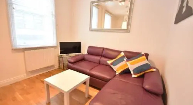 2 Soho Apartments (1st floor)