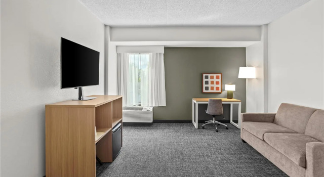 Двухместный люкс Spark by Hilton Des Plaines Chicago OHare