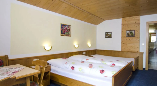 Apart Maashof 12465, Rezervați Hotel Hoteluri în Tirol cu parcare, Parcare