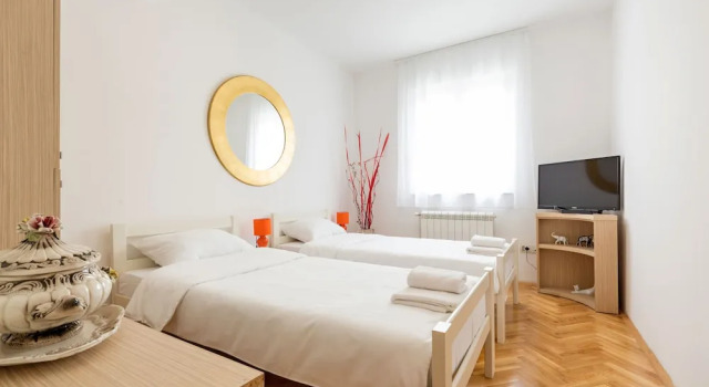 Dolce Vita Luxury Suites, Забронировать Апарт-отель Апарт-отели Центральной Сербии, Апарт-отель