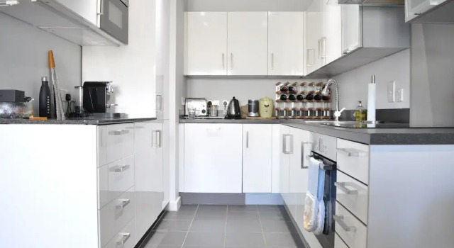 Modern 1 Bedroom Pimlico Flat by the River