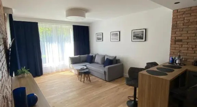 Mickiewicza 13, Varaa Hotelli Hotellit Pommeri pysäköinnillä, Pysäköinti