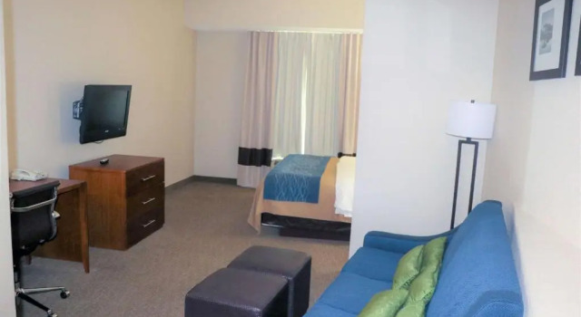 Люкс Comfort Inn & Suites Sikeston I-55