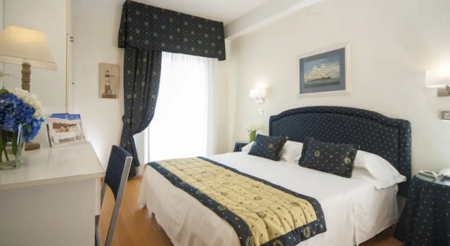 Номер Standard с балконом Hotel Mon Cheri