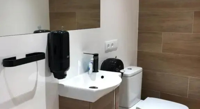Номер Economy Hostal León