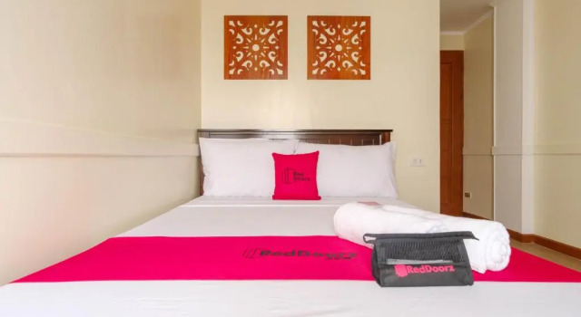 Номер Standard RedDoorz Plus near Johnson and Johnson Paranaque