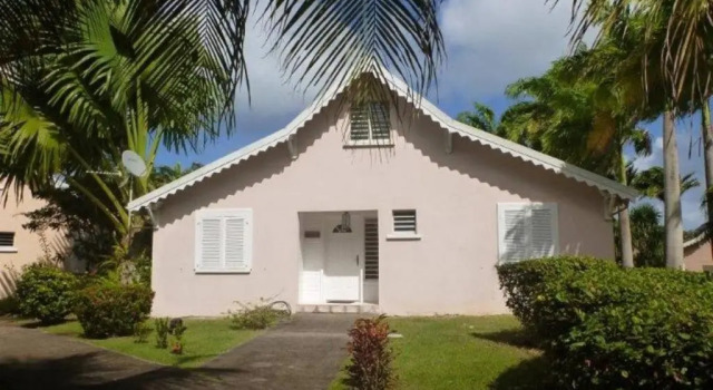 Villa Laurencin, Rezervovat Vila 4hvězdičkové hotely v Basse-Terre, 4*
