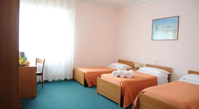 Трёхместный номер Standard Hotel Flamingo