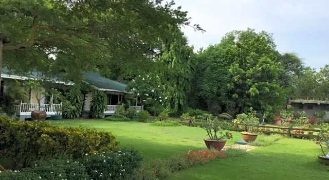 Бунгало Superior Bagan Thande Hotel (Old Bagan)