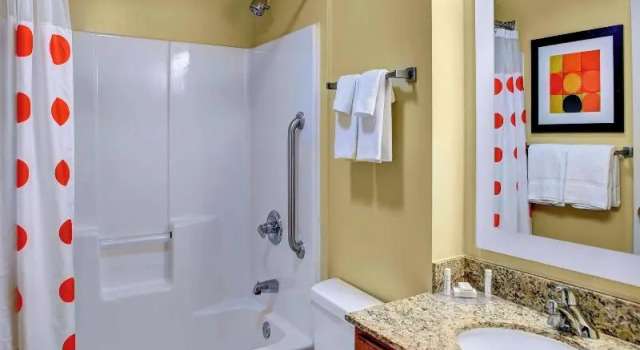 Двухместный люкс Towneplace Suites by Marriott Cleveland Westlake