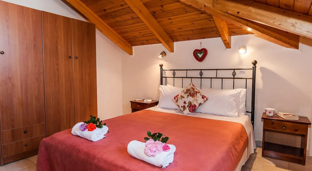 Апартаменты с балконом Kavos Psarou Studios & Apartments