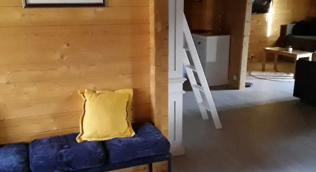 Семейный коттедж с видом на озеро Les Chalets De Lozzi