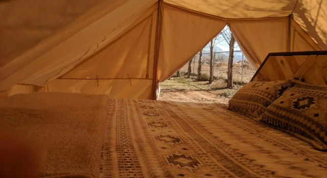 Тент FunStays Glamping Setup Tent in RV Park #6 OK-T6