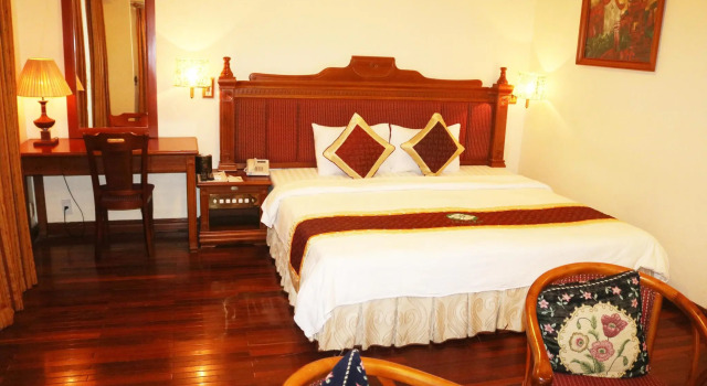 Студия Central Hotel