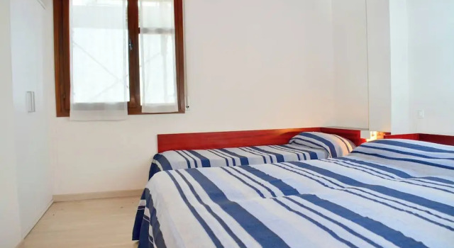 Bright Flat Overlooking the Sea-beahost, Prenota Appartamento Hotel a Veneto con parcheggio, Parcheggio