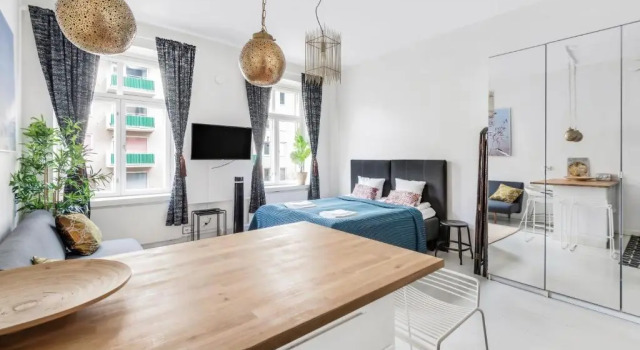 WeHost Bright Studio for 6 Kallio Travellers