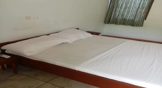 Hotel Poufiret, Prenota Hotel Hotel 3 stelle a Ferkessedougou, 3*