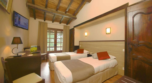 Logis Hôtel Restaurant La Chaumière