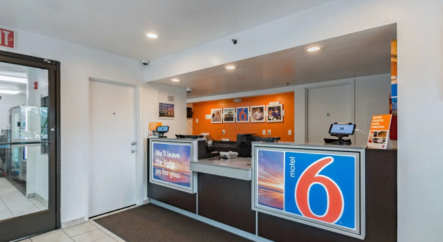 Motel 6 Fort Pierce, Foglalás Motel Fort Pierce Shores Florida
