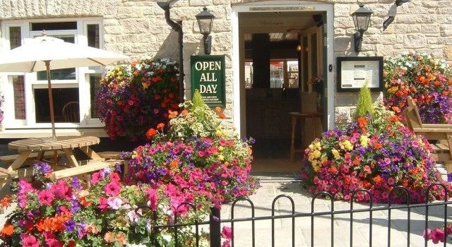The Walnut Tree Inn