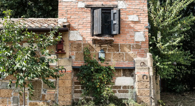 Relais Torre del Piancastagno, Rezervați Hotel Hoteluri în Sutri cu parcare, Parcare