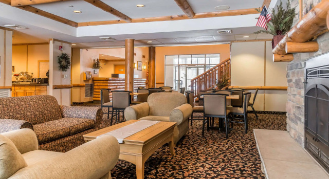 Rodeway Inn & Suites Tomahawk, Rezervați Hotel Tomahawk Wisconsin