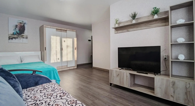 Apartments on Moskovsky Prospekt 62, Book Apartment Industrial area 
