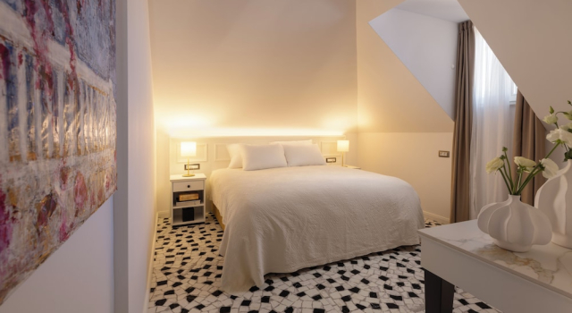 Номер Deluxe Мансарда Heritage Hotel Lucia