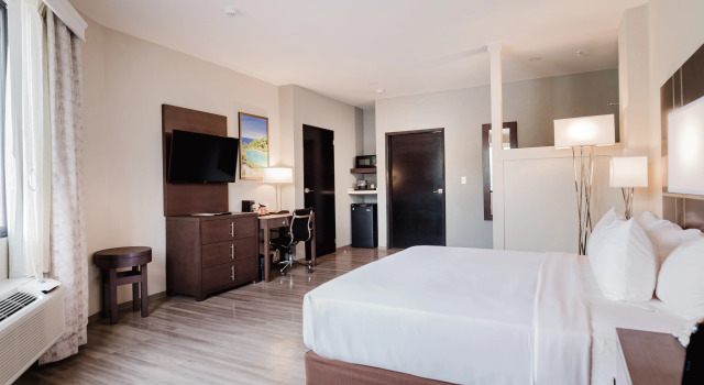 Comfort Inn & Suites Tobago, Prenota Hotel Scarborough Tobago