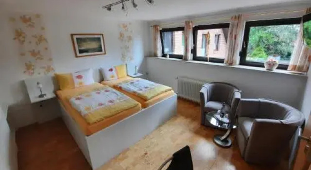 Landhaus Hotel Pension Burs, Забронировать Отель Лёнинген Oldenburger Muensterland, рядом с Krankenhaus St. Anna-Klinik