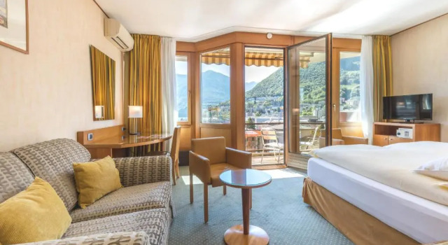 Люкс с частичным видом на озеро Hotel Delfino Lugano