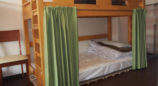 Кровать в общем номере (женский номер) Musubi-an Gion Kamogawa Guest House