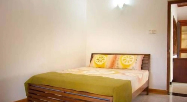 AA Circuit bungalow