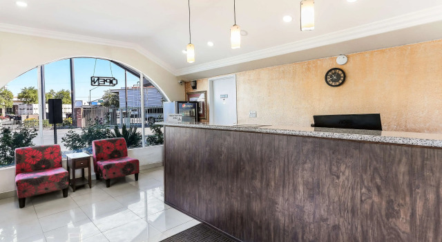 Rodeway Inn & Suites El Centro, Rezerwuj Mini-hotel El Centro Kalifornia