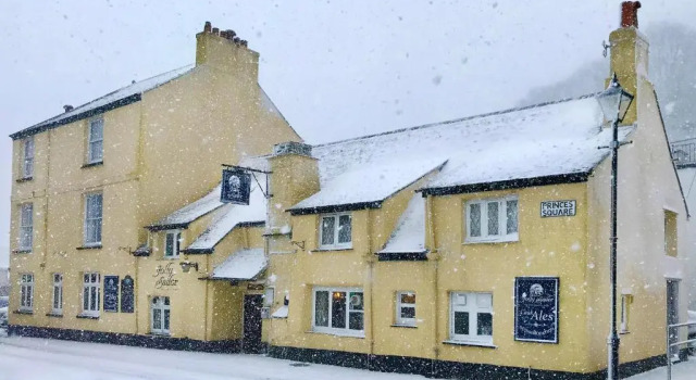 Jolly Sailor Inn, Rezervovat Hotel Looe Cornwall