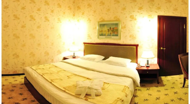 Suite Grand Golden Valley Hotel