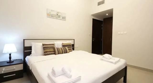 Elite Sports Residence 1 by Signature Holiday Homes, Забронировать Отель Отели Эмирата Дубая с бассейном, рядом с Dubai International Stadium, Бассейн