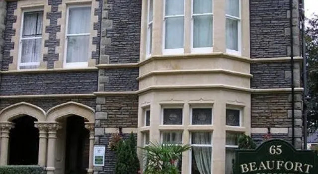 Beaufort Guest House, Забронировать Гостевой дом Гостевые дома Кардиффа, рядом с Blackfriars Priory, Гостевой дом