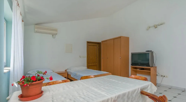 Apartments Mate, Rezerwuj Apartament Hotele w Split-Dalmatia County z parkingiem, Parking