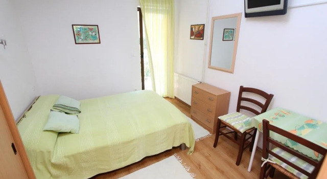Studio and Room Tea, Забронировать Апартаменты/квартира Ровинь Rovinj Riviera, рядом с Пляж Шкараба